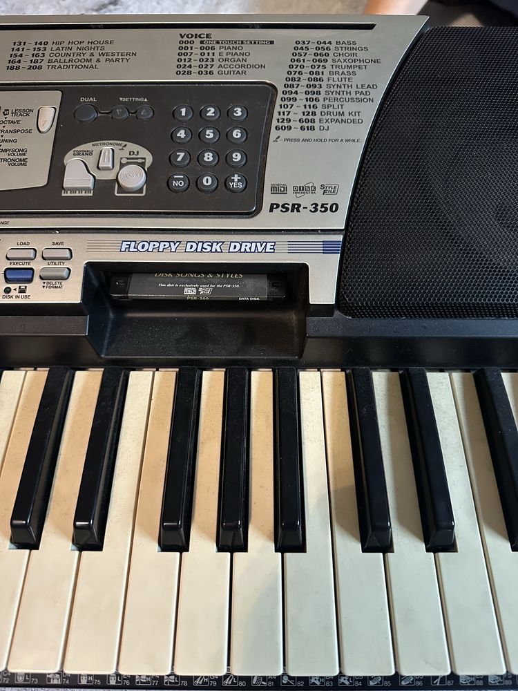 Keyboard Yamaha PSR 350 ze stacją FDD dyskietka karton.
