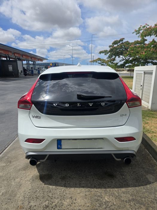 Volvo V40 D4 R-design 190cv