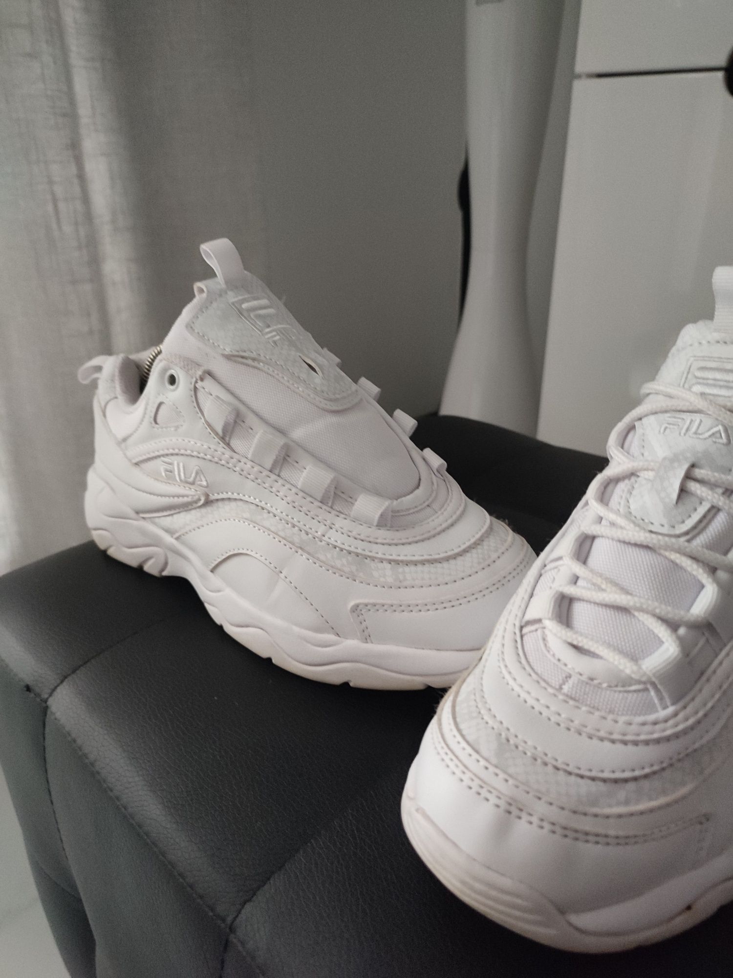 Adidasy Fila 38.5  wkładka 24.5 cm