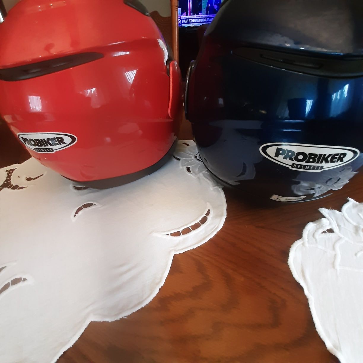 Kaski na motor 2 sztuki cena podana za jedną sztukę