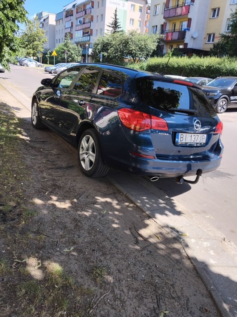 Opel Astra J 2.0 cdti
