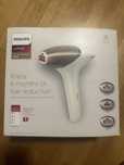 Depilator laserowy Philips Lumea 9000