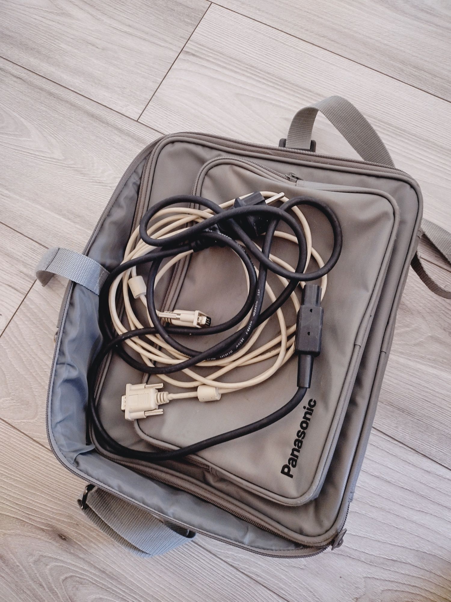 Rzutnik, projektor Panasonic