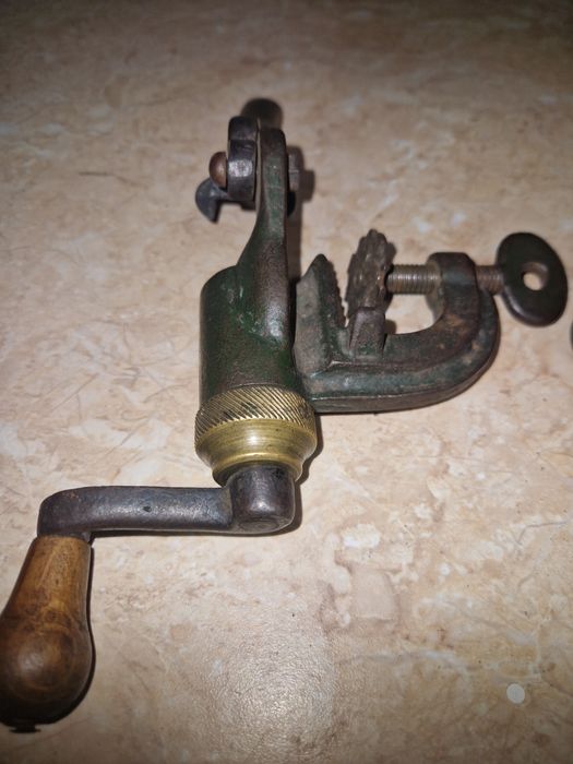 Maszynka do elaboracji amunicji myśliwskiej