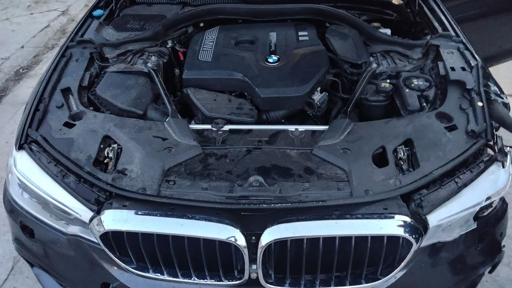 BMW 5 G30 530i M-PAKIET Dociagi HEAD UP RADAR Kamery 360 HARMAN Zareje