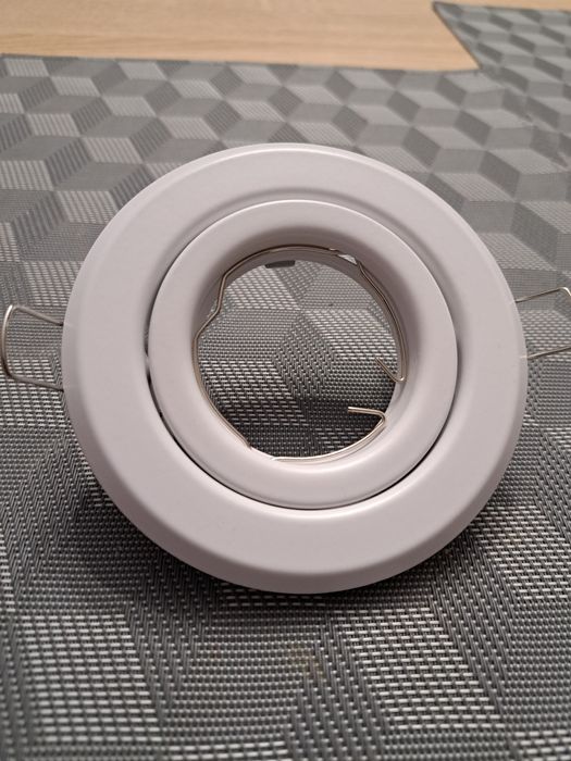 Oprawa halogenowa GU10 ruchoma