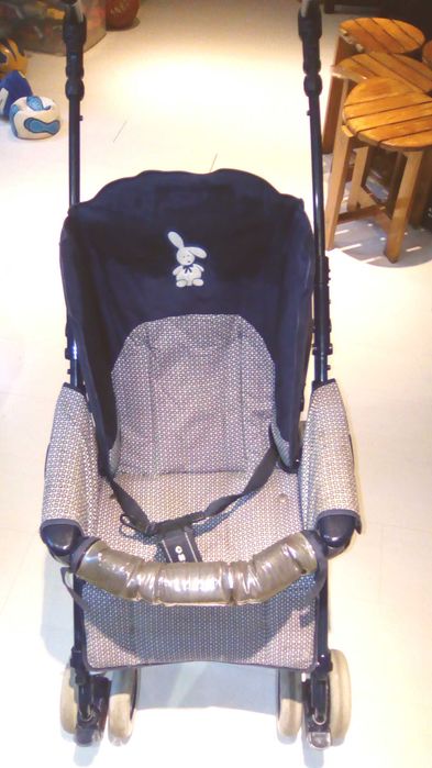 Carro passeio para Bébé dobrável e facil de transportar