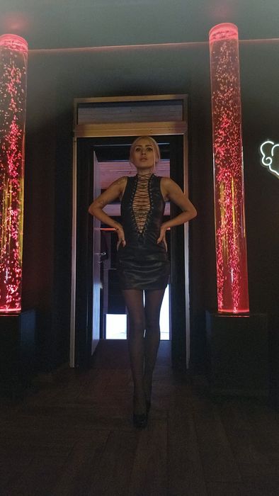 Сукня шкіряна.Платье латексное,кожанное платье со шнуровкой.