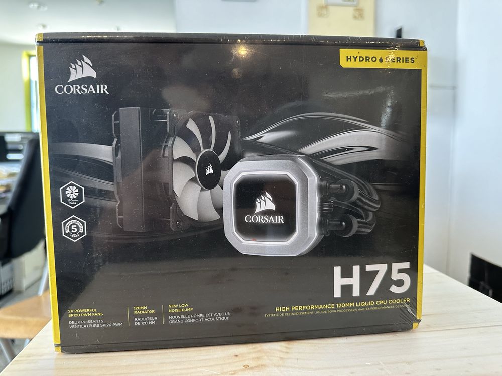 Corsair Hydro CPU Cooler H75