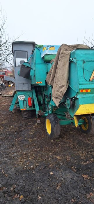 Продам Комбайн VOLVO BM 830