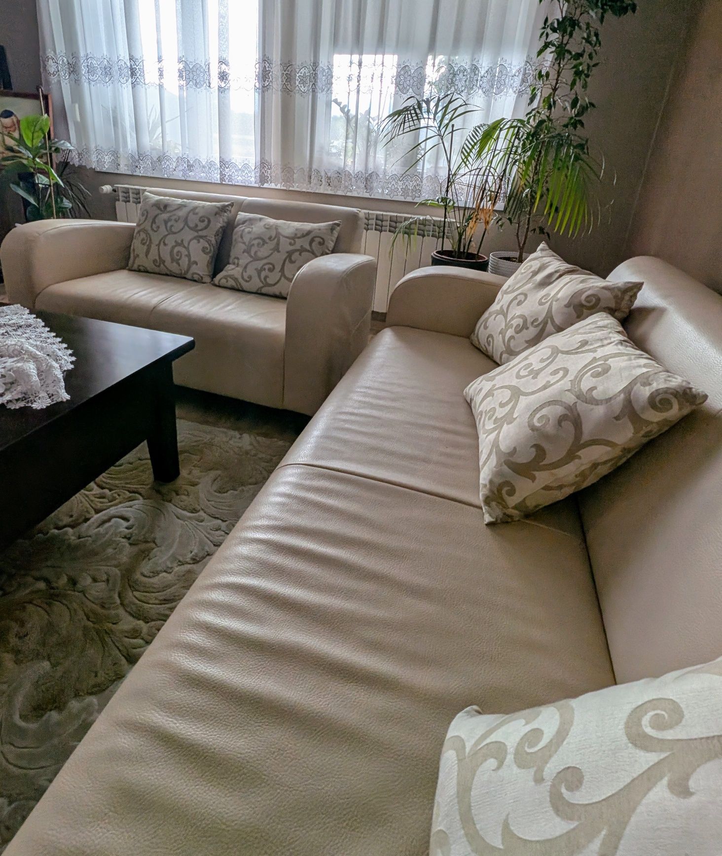 Elegancki Zestaw wypoczynkowy Sofa 3 i sofa 2 os. i puf Gala Ekoskóra