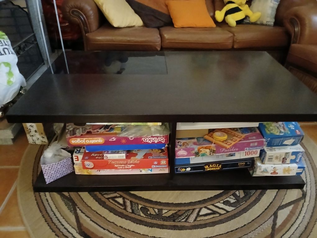 Mesa de sala com arrumação