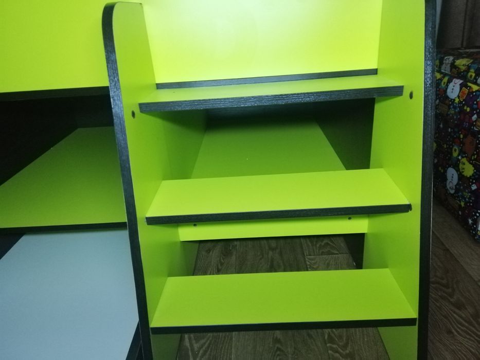 Дитяче ліжко горище з матрацем