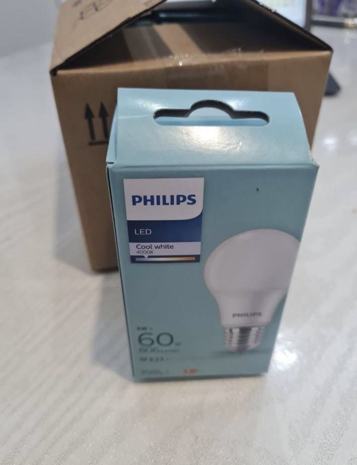 Лампа енергоощадна світлодіодна led 8w 60 w philips клас а