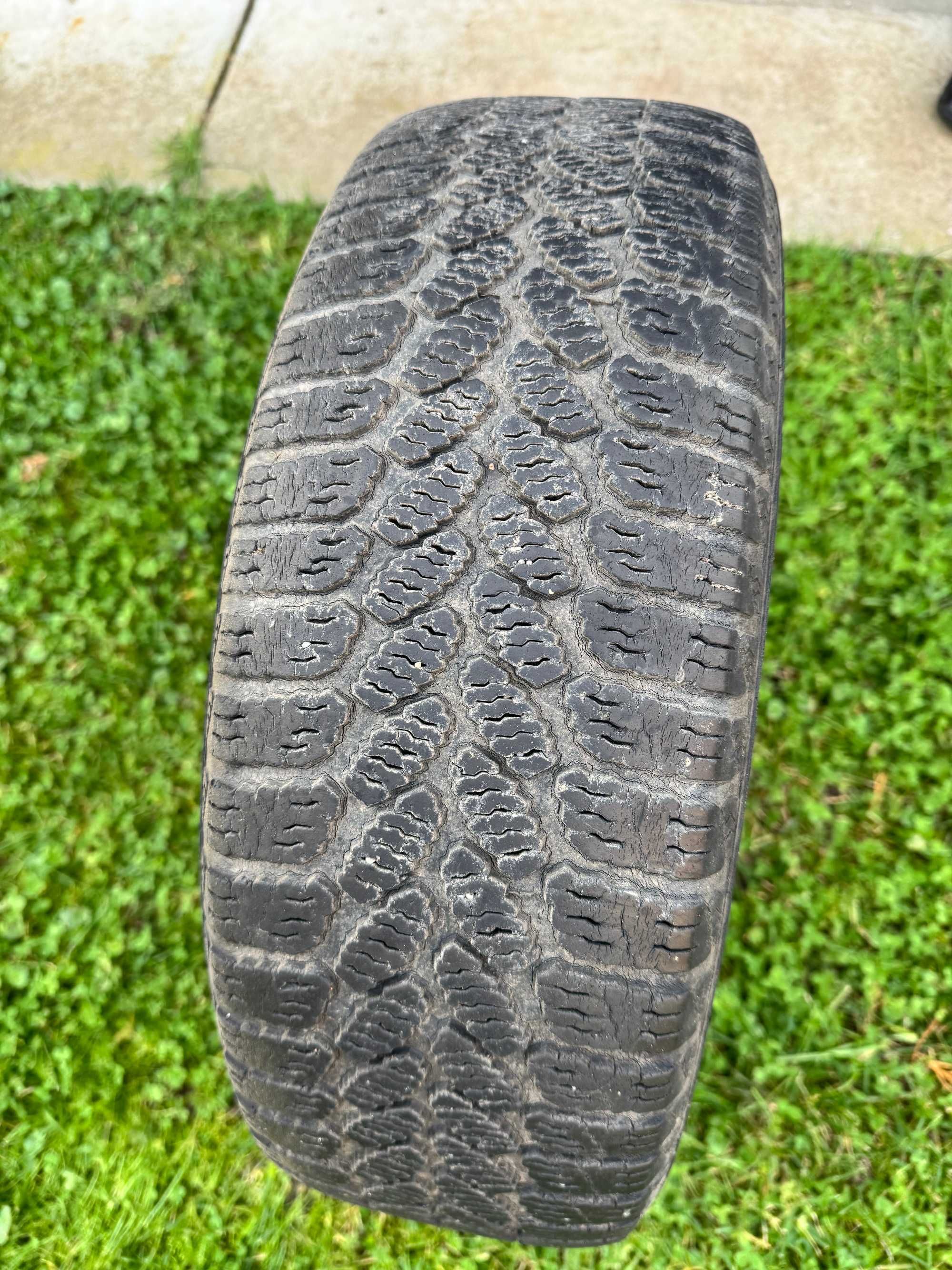 Sprzedam kpl opon zimowych 185/60R14 na felgach stalowych 4x100