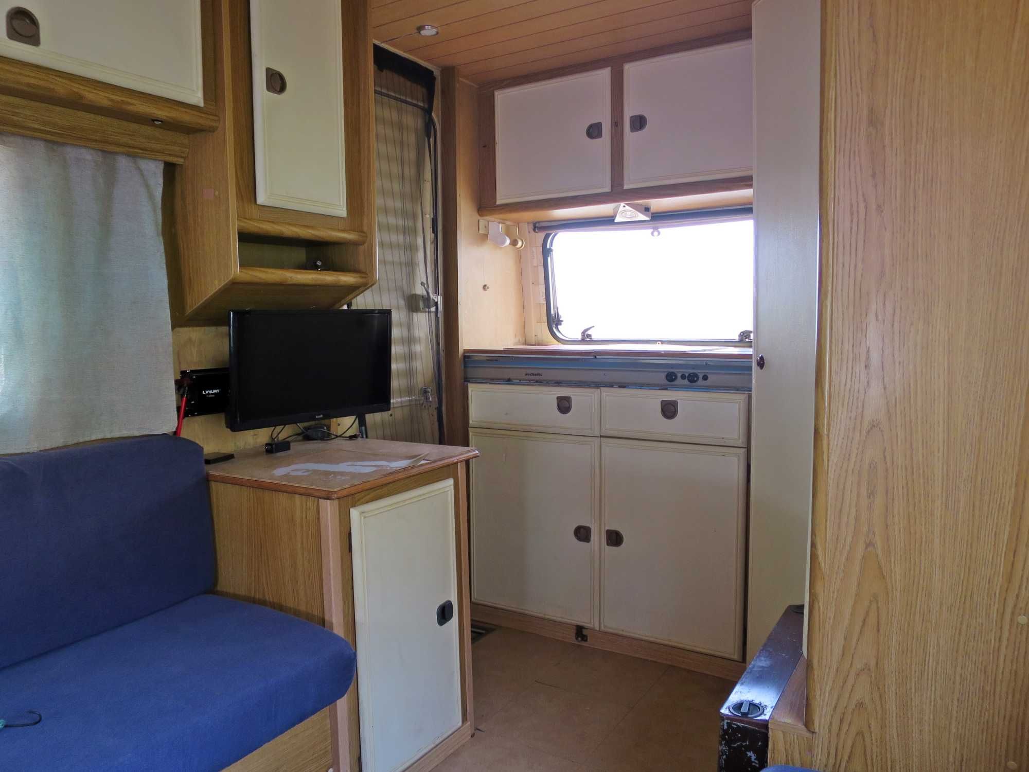 Autocaravana Mitsubishi L 300 Dethleffs 6 lugares