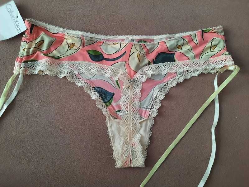 Majtki stringi thong Calvin Klein z metka, L/G