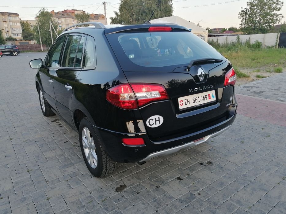 2009 рік, 2.0 дизель 4х4 повний привід автомат.