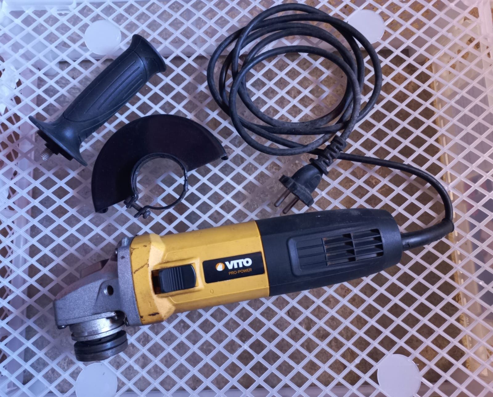 Rebarbadora 850W [Vito - Bom Estado]