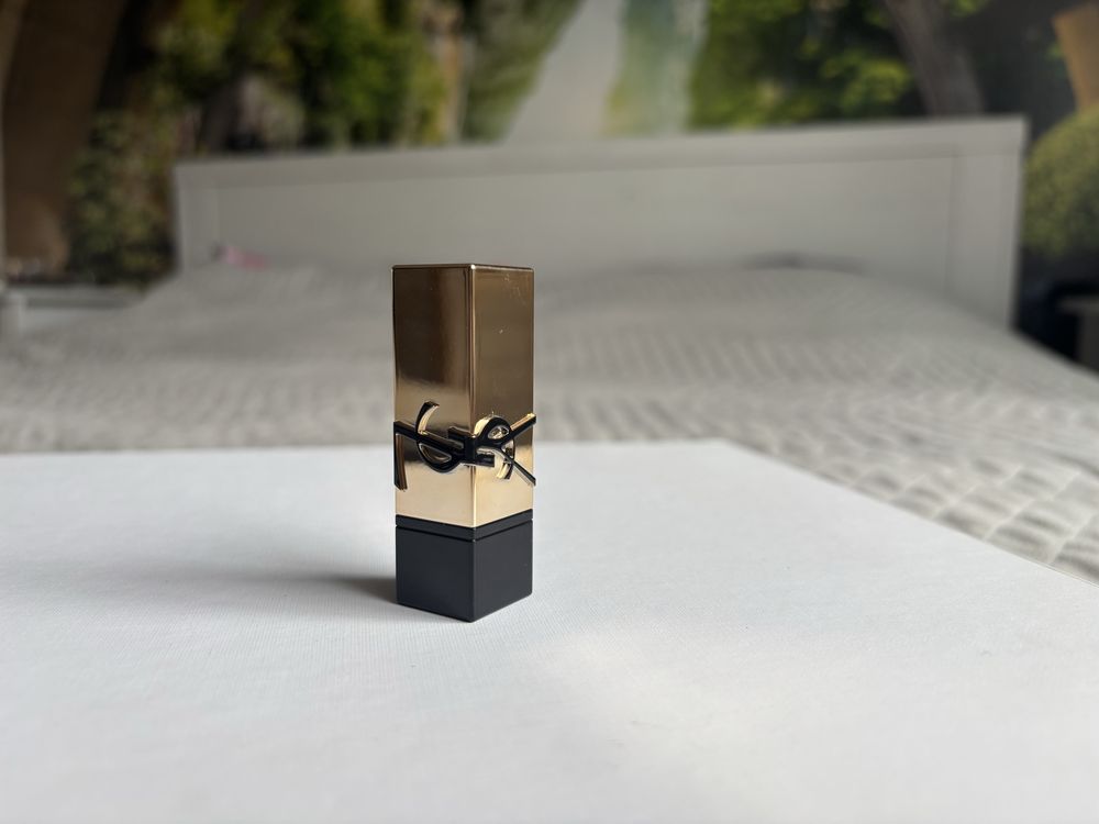 Pomadka Yves Saint Laurent mini wersja NM nu muse 1.3g