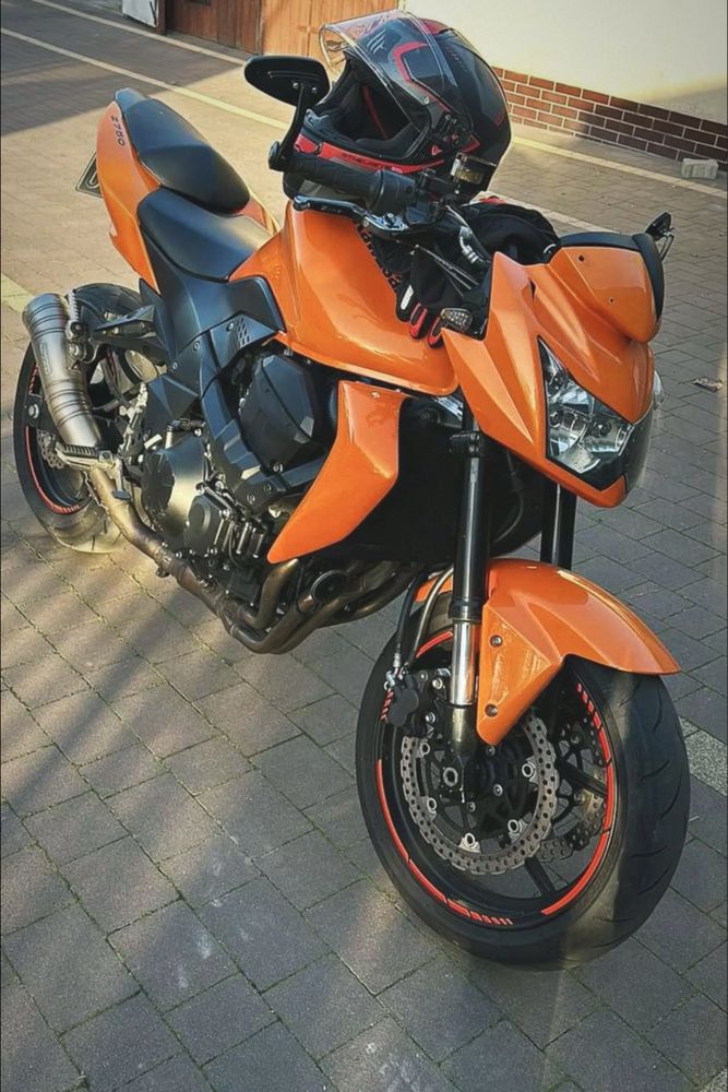 Kawasaki z750r 2008 leovince decat