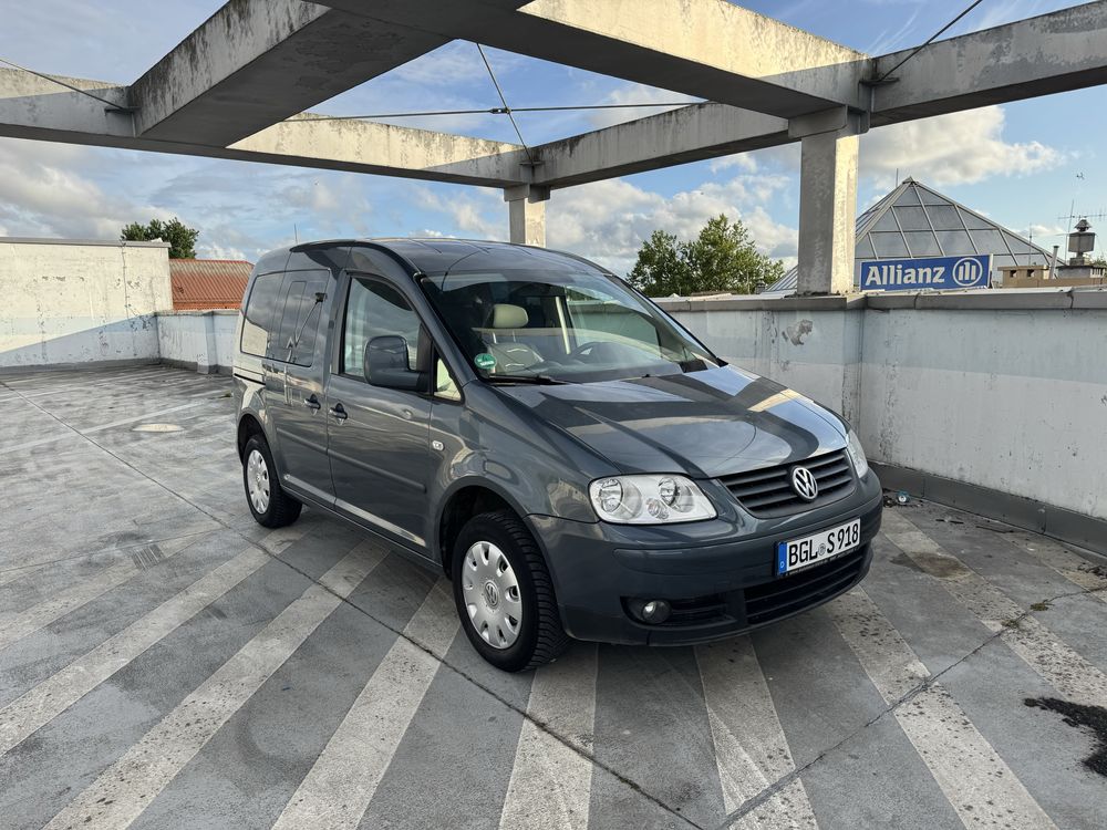 Volkswagen Caddy 2007 1.4 mpi 80km Niski przebieg Osobowy Super Stan