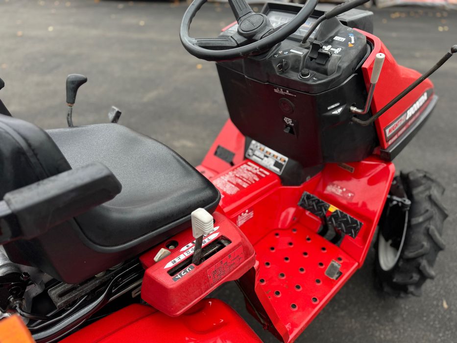 Трактор Honda Mighty-11