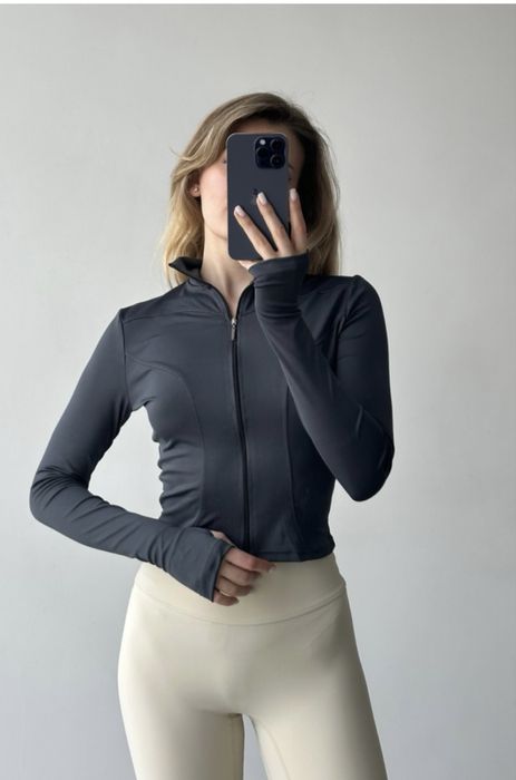 Спортивна кофта-лашгард