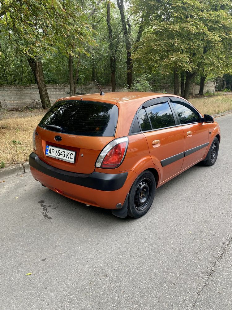 Продам Kia rio 2 (jb)