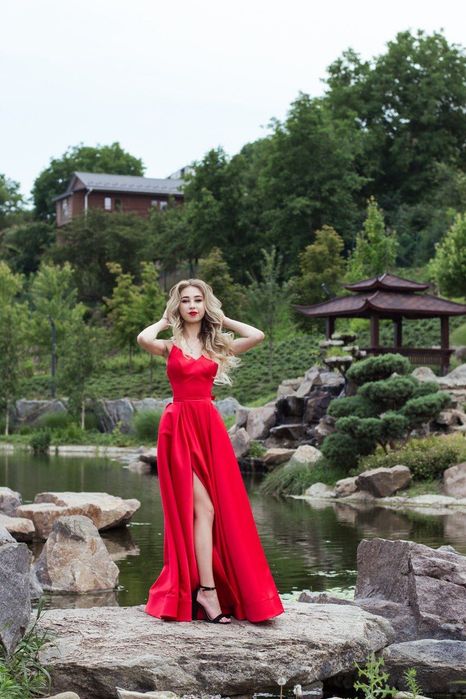 Сукня на випускний