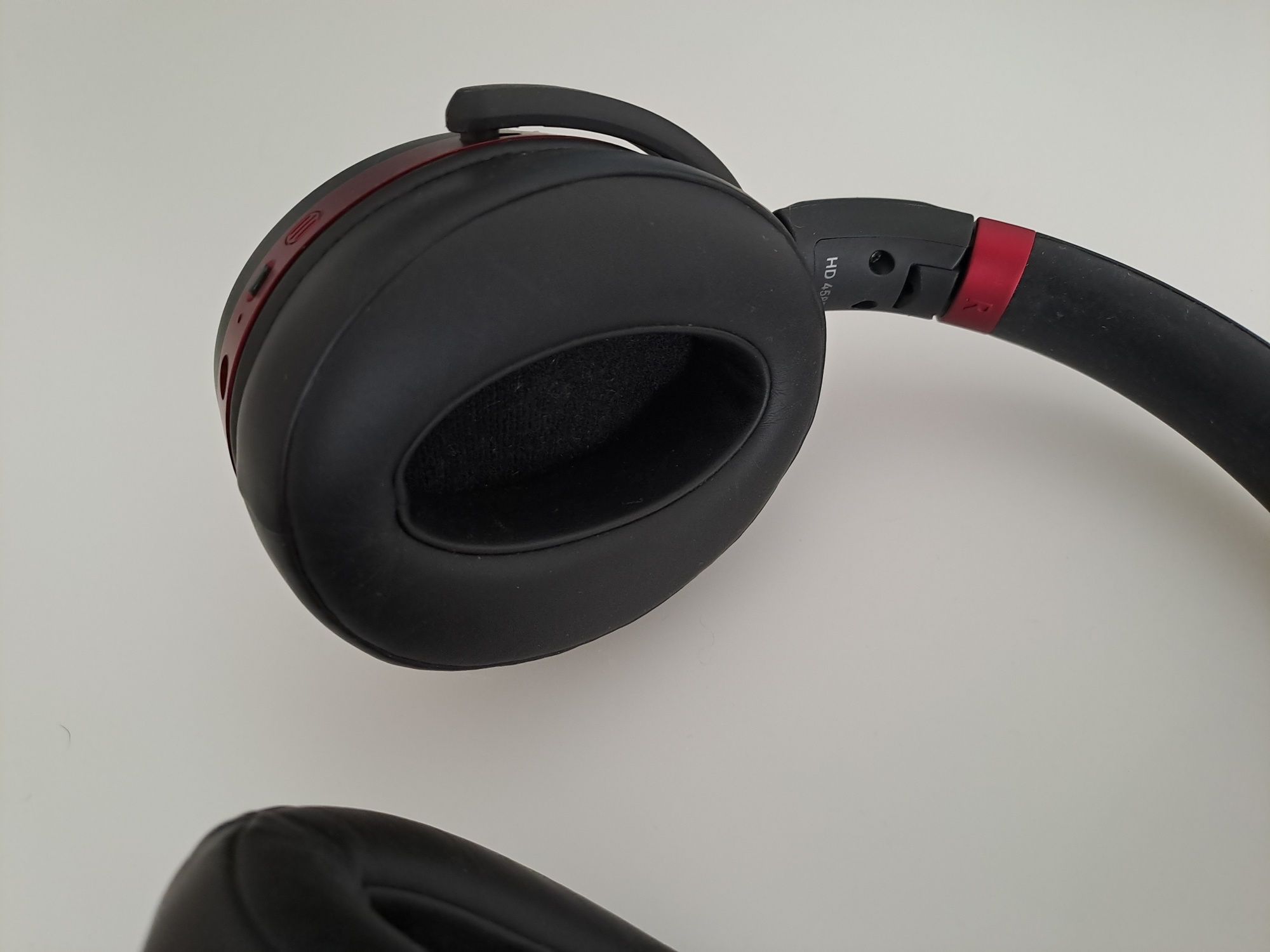 Auscultadores Sennheiser HD 458BT + suporte