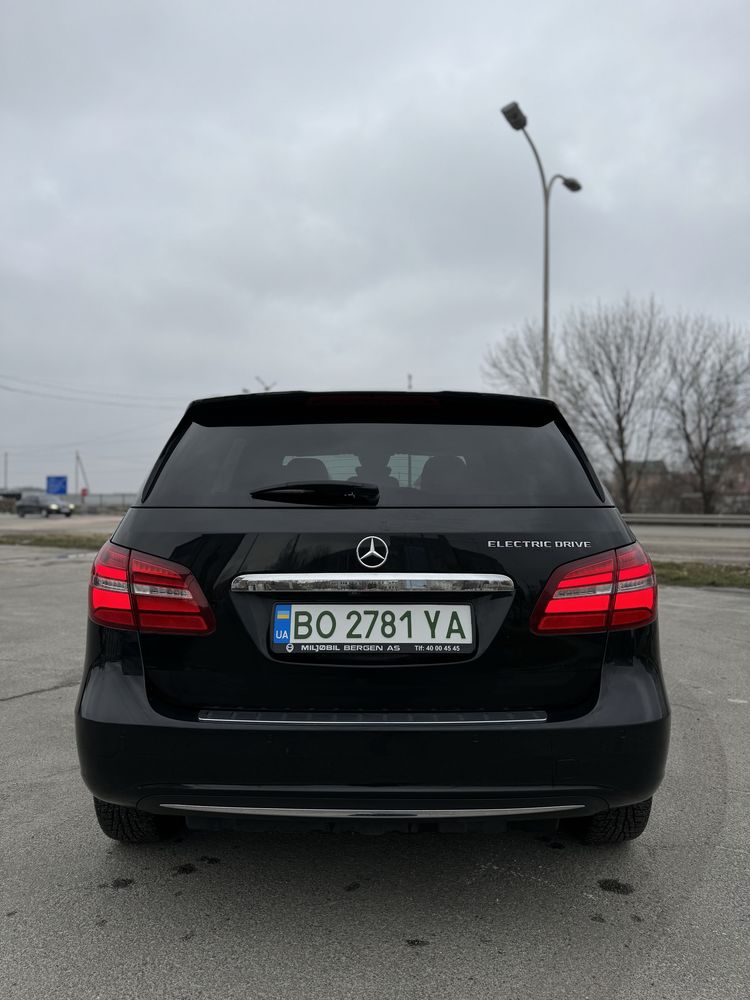 Mercedes Benz b-class electro