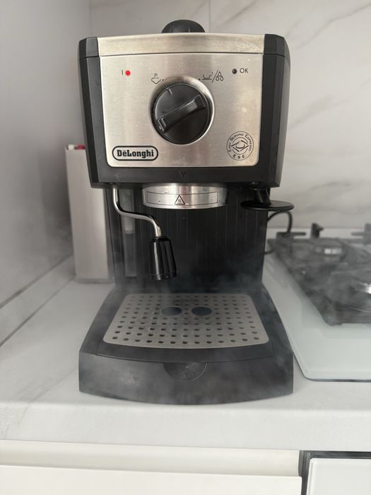 Кофемашина Delonghi EC 156 B