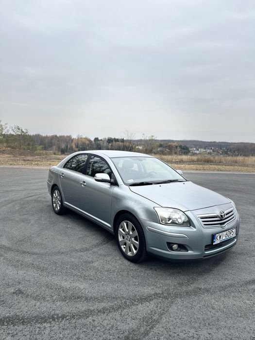 Toyota Avensis*Liftback*2008r*Niski przebieg*Bogate wyposazenie