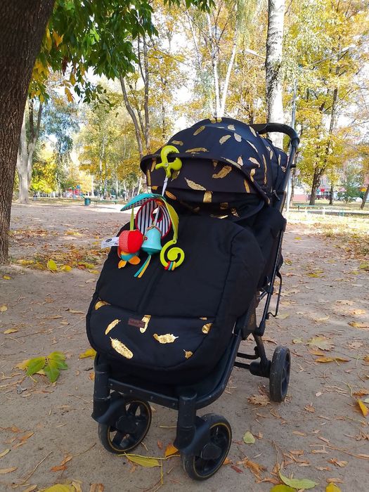 Візочок прогулянковий babalo future gold