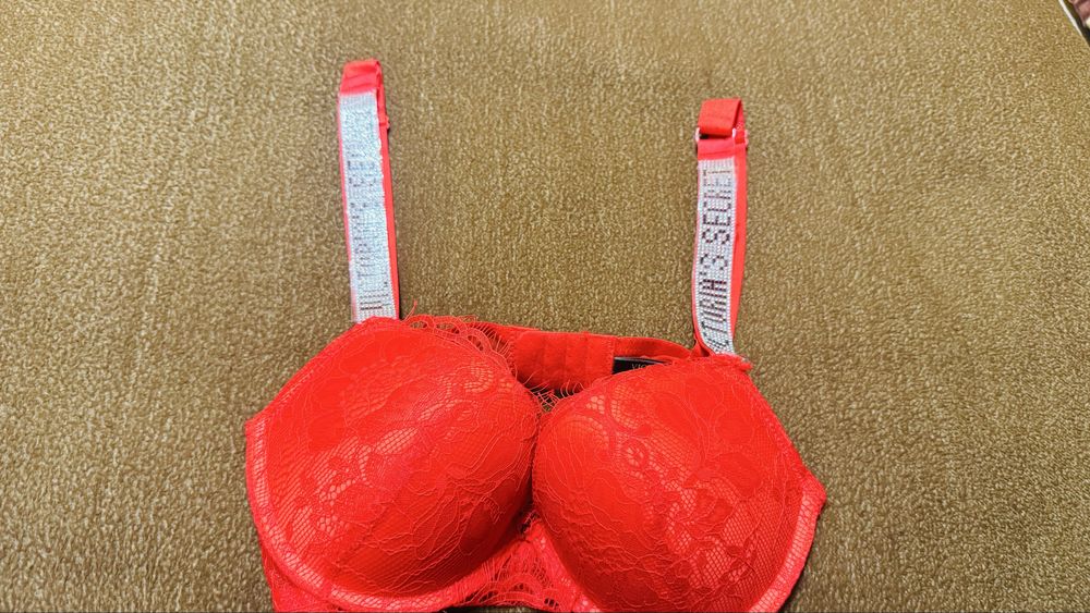 Stanik Victoria’s Secret