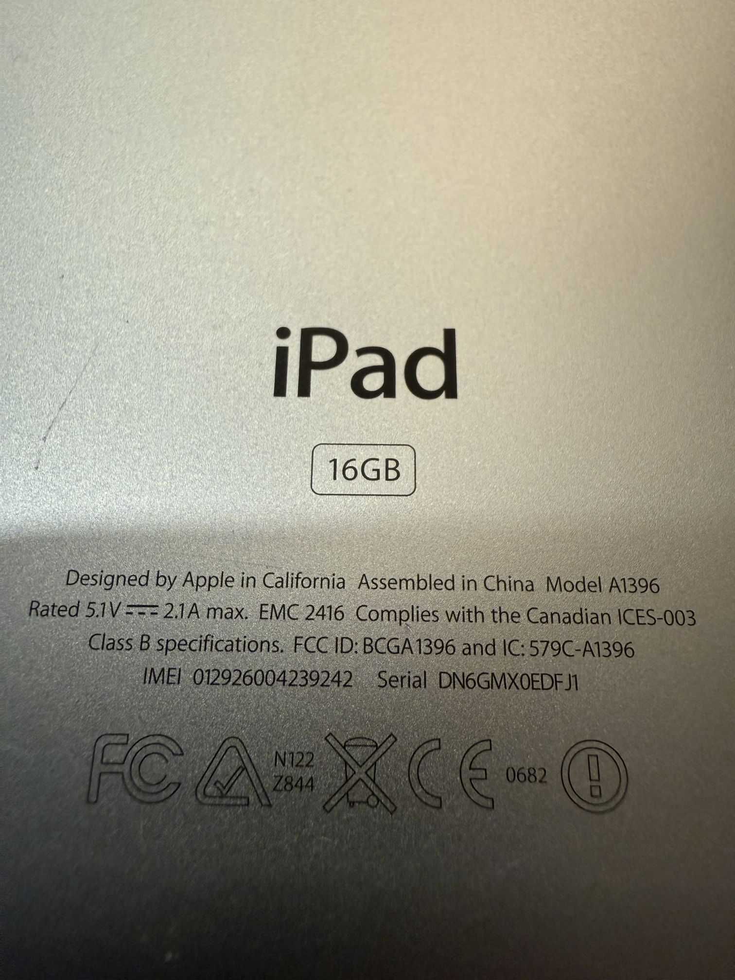 Tablet Apple iPad 2 16GB A1396 WiFi + Cellular FV23%