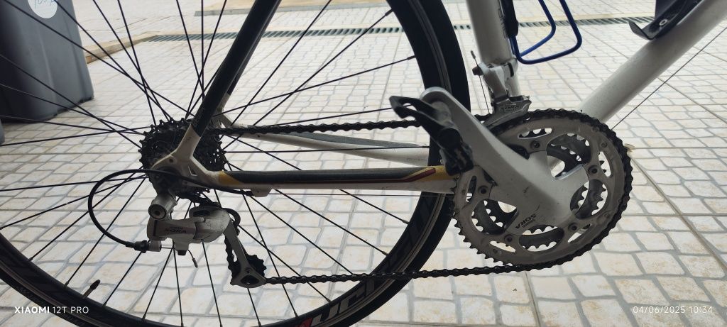 Bicicleta estrada B'Twin Triban 5