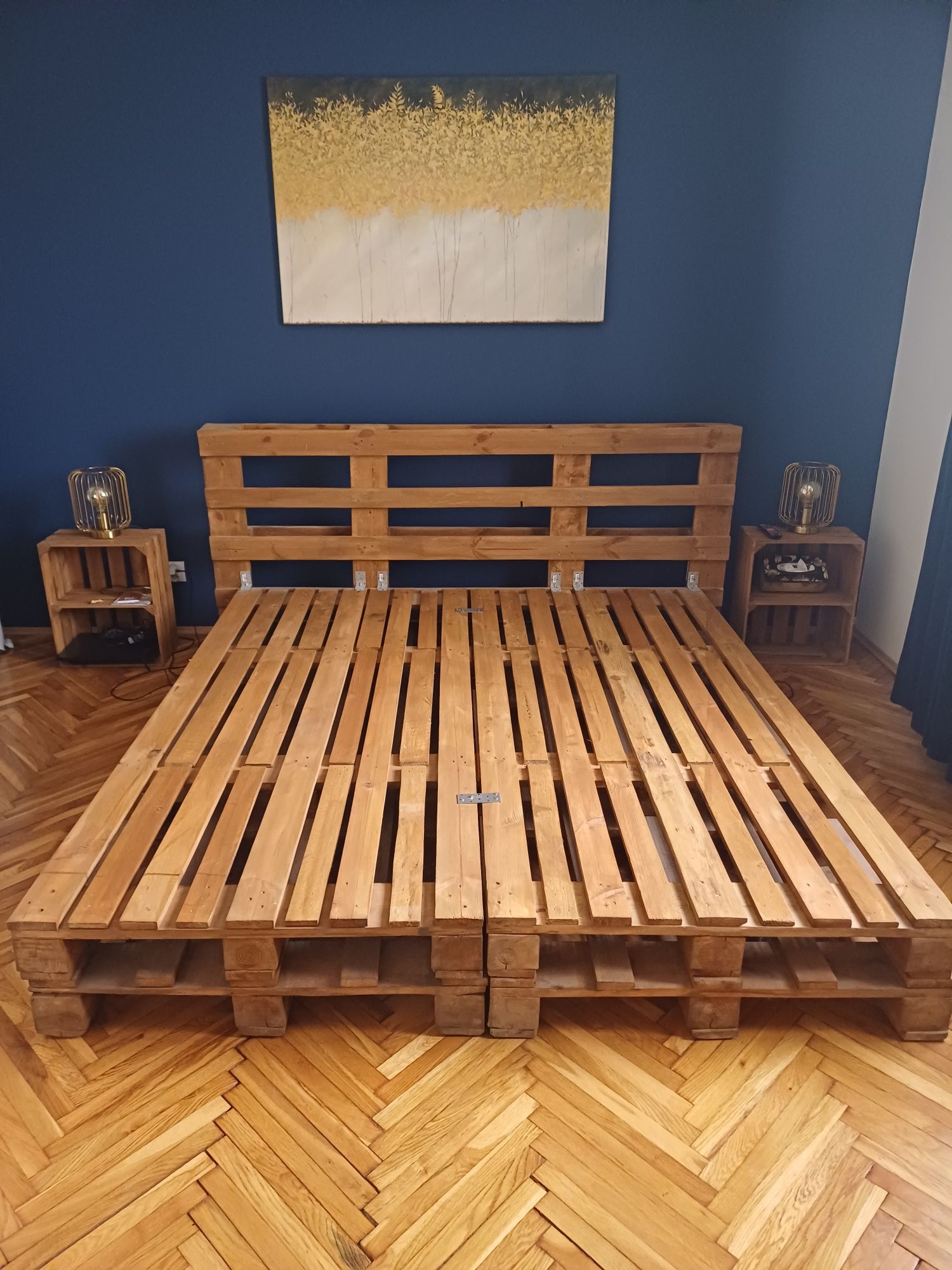 Łóżko drewniane z palet dwuosobowe
