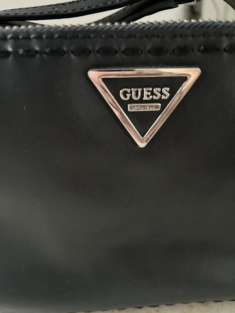 Torebka listonoszka Guess