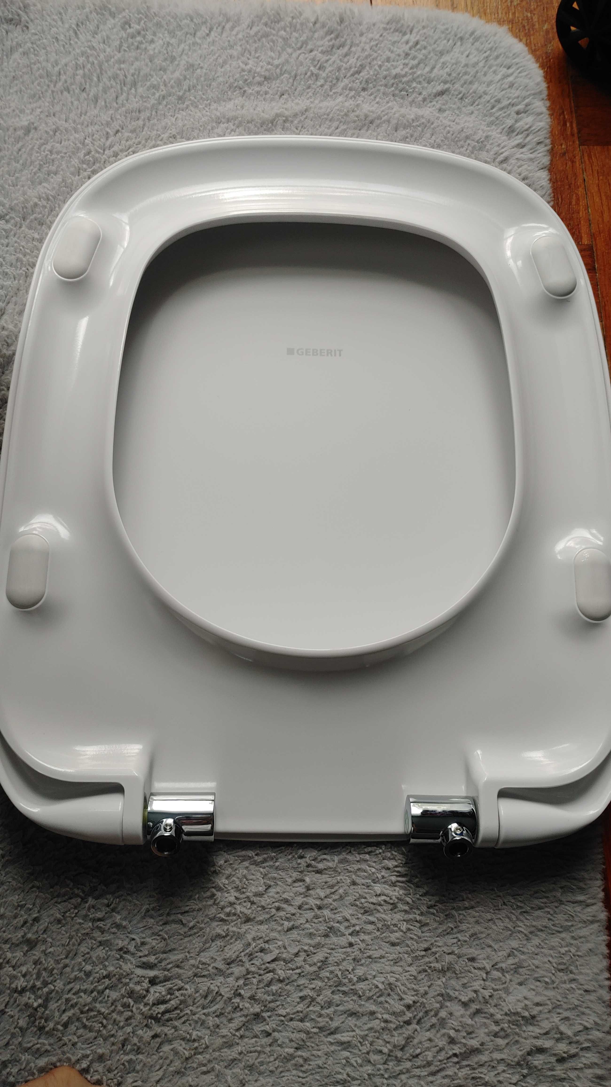 Miska WC wisząca Koło Geberit Fantasia bezkołnierzowa z deską