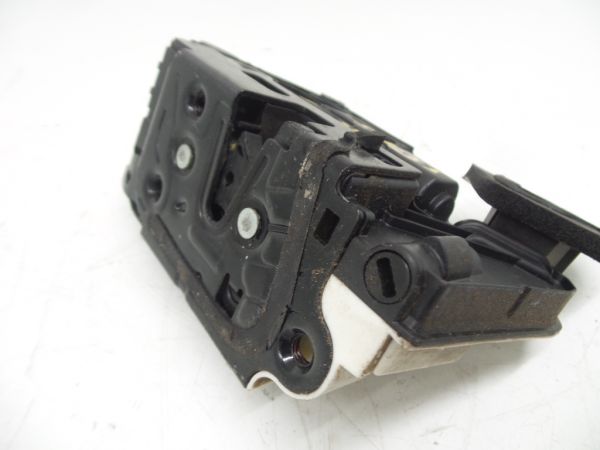 Fechadura / fecho porta frente direito VOLKSWAGEN Golf VI (5K1)