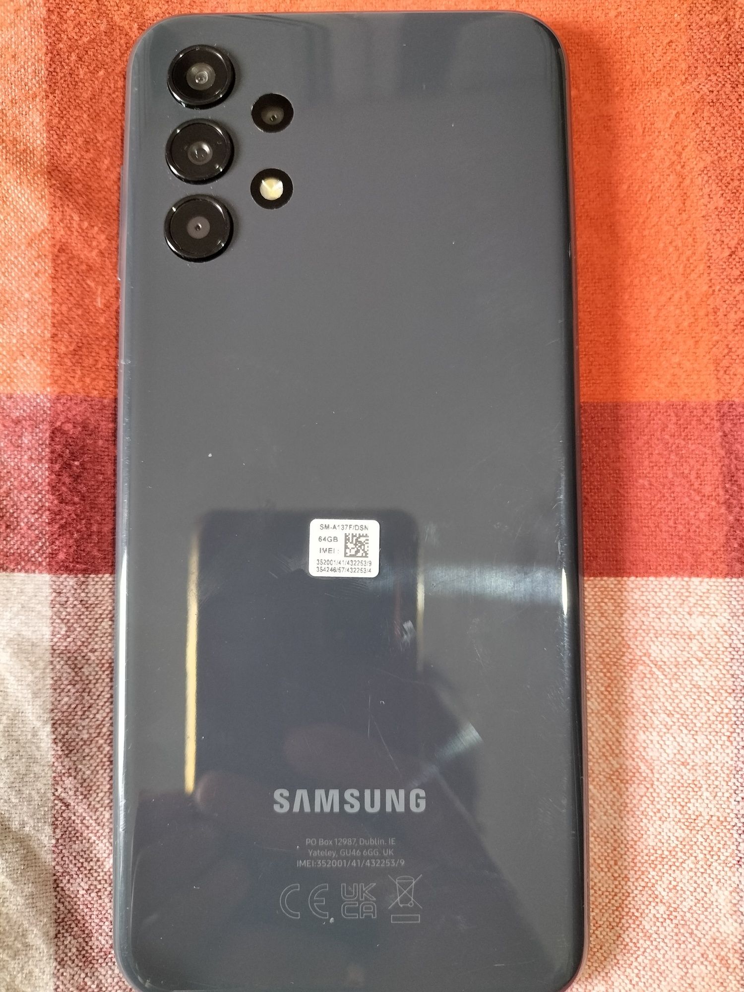 Samsung A13 4-64gb