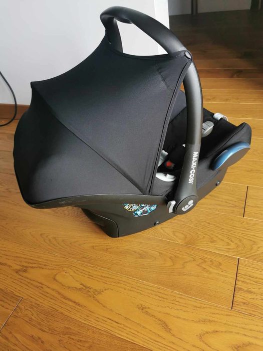 Maxi-Cosi Cabriofix Fotelik Samochodowy 0-13kg
Frequency Black