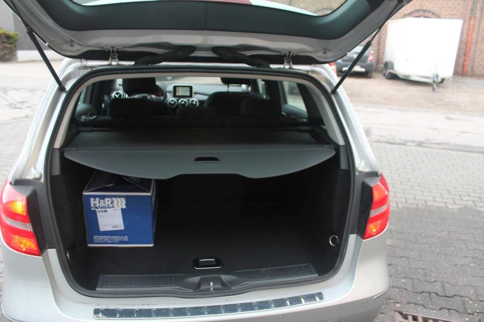 Фара ліва права Mercedes Benz b180 розбірка Мерседес б180 освітлення