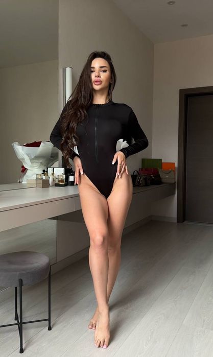 Боді жіноче. Боді базове чорне.  Чорне боді з блискавкою