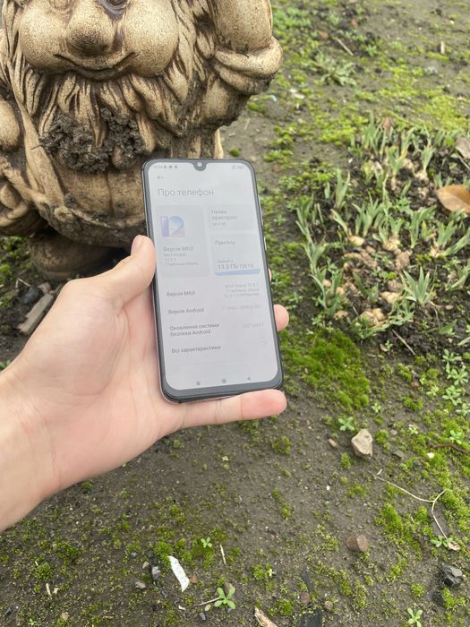 Продам xiaomi Mi 9 SE 128gb