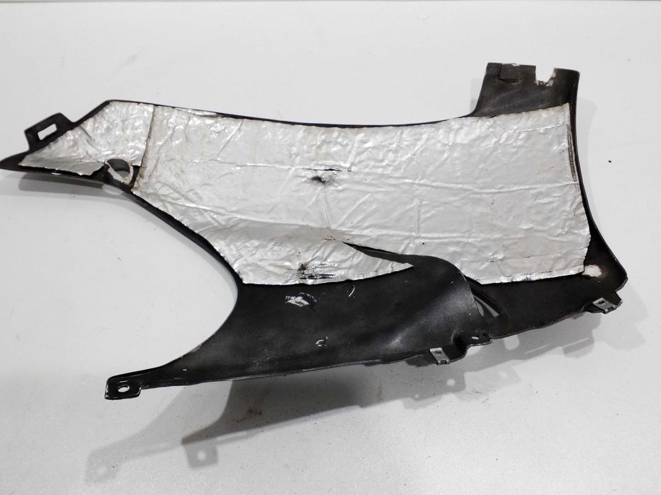 Honda cbr 900 sc33 pług prawy owiewka silnika osłona