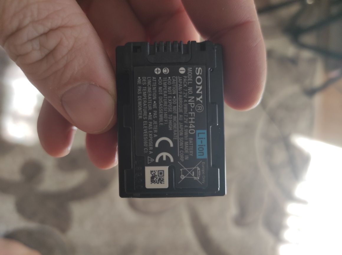 Відеокамера SONY DCR-DVD 110E

4149 6293 6474 9267