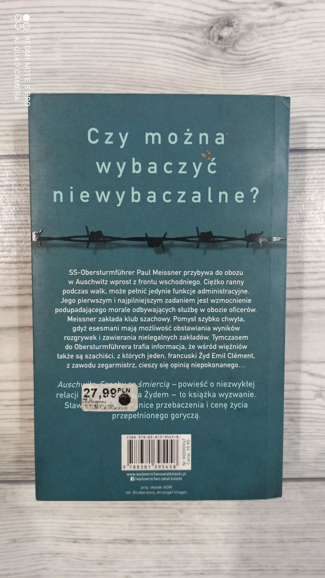 Książka Auschwitz. Szachy ze śmiercią - J. Donoghue